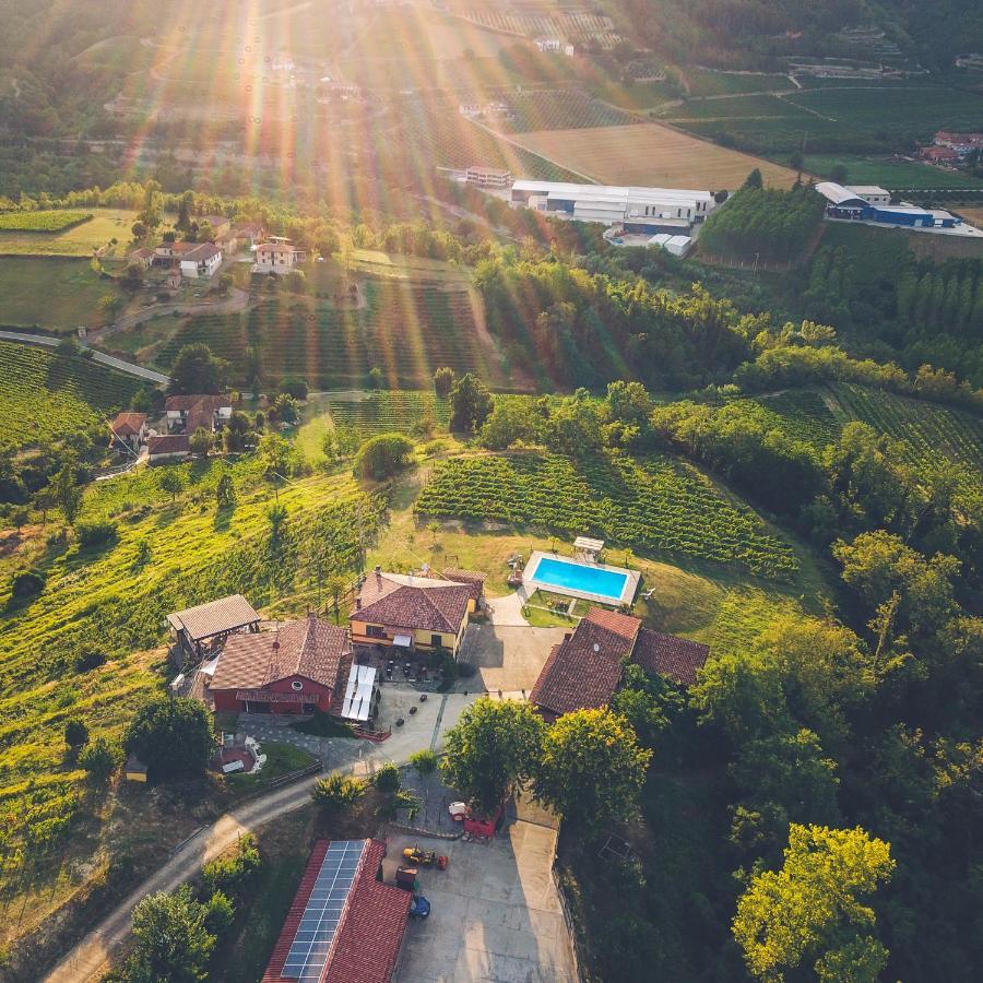 Tenuta Monteoliveto - Family Cottage - Agriturismo Nelle Langhe Vesime Exteriér fotografie
