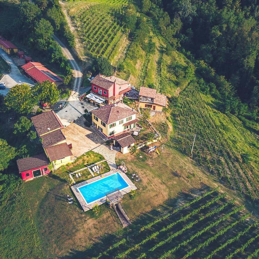 Tenuta Monteoliveto - Family Cottage - Agriturismo Nelle Langhe Vesime Exteriér fotografie